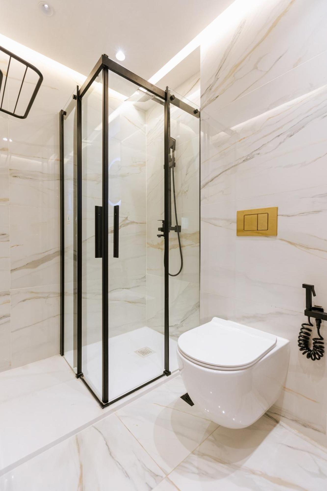 טנג'יר Marina View Residence Luxurious Studio Retreat With Stunning Ocean Views 1 Double Bedroom, 1 Convertible Couch מראה חיצוני תמונה