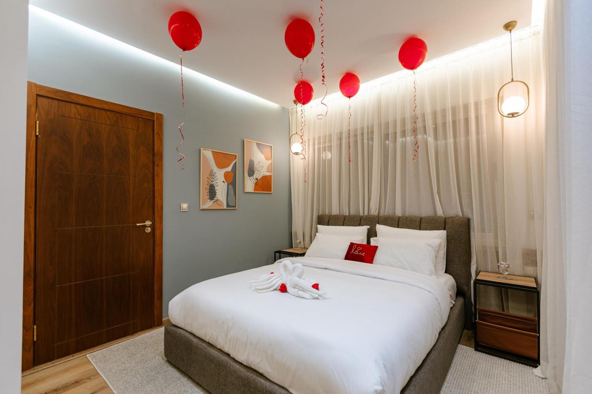 טנג'יר Marina View Residence Luxurious Studio Retreat With Stunning Ocean Views 1 Double Bedroom, 1 Convertible Couch מראה חיצוני תמונה