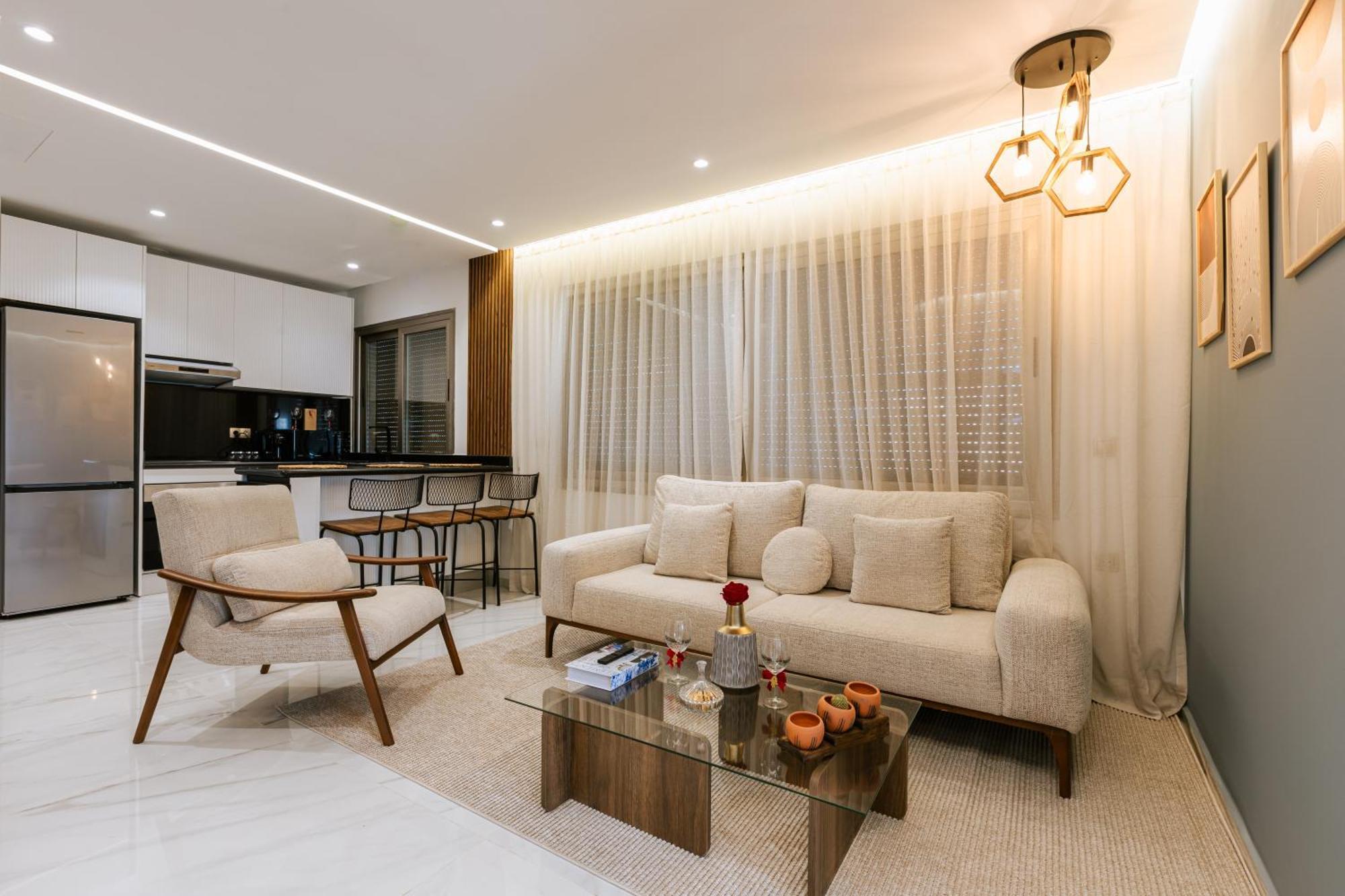 טנג'יר Marina View Residence Luxurious Studio Retreat With Stunning Ocean Views 1 Double Bedroom, 1 Convertible Couch מראה חיצוני תמונה